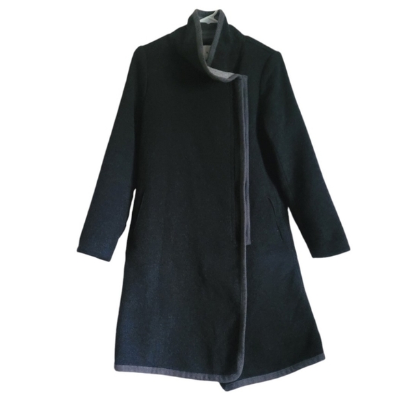 Aritzia Babaton Cormac Coat - Picture 2 of 2